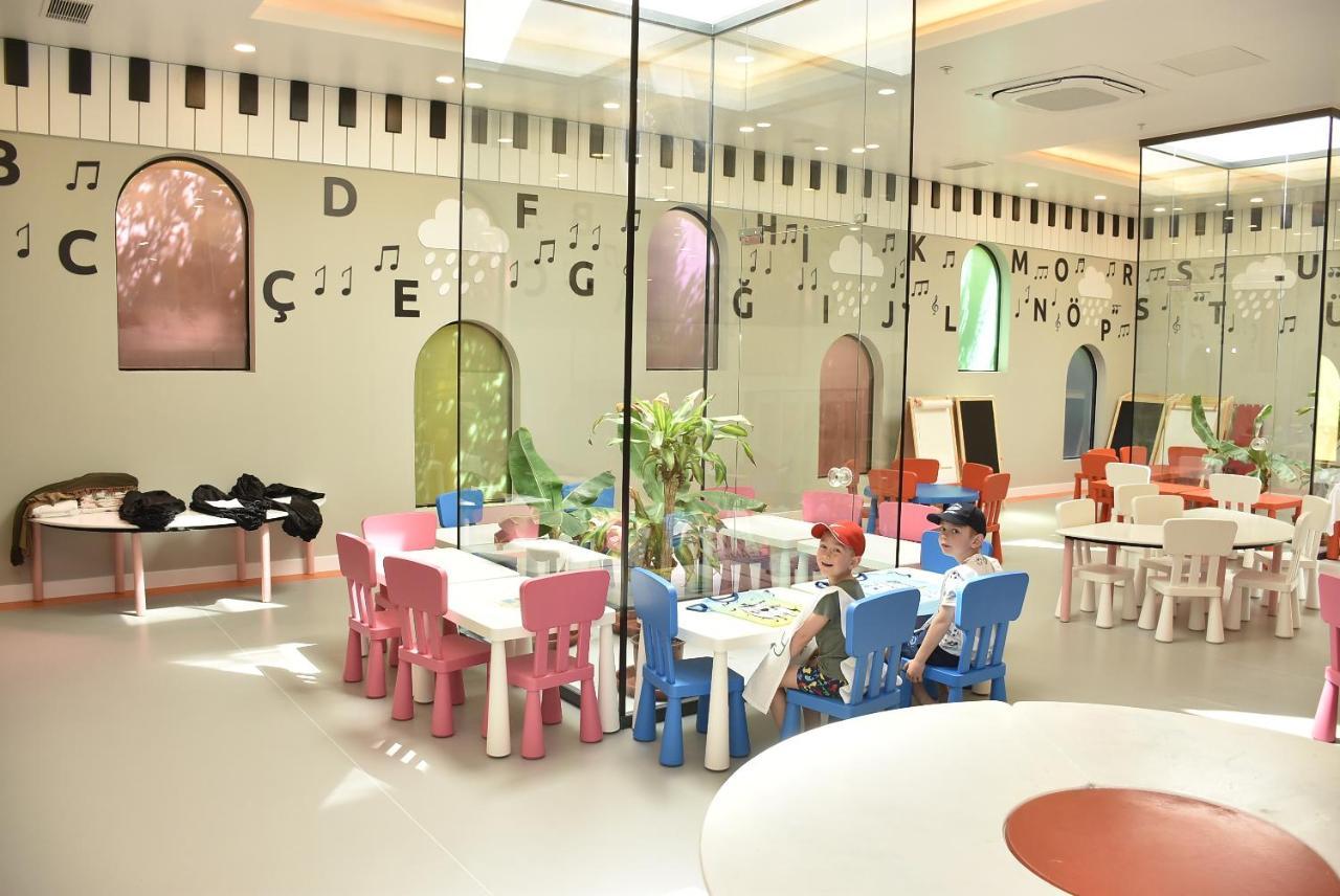 Hotel Primasol Hane Family Side